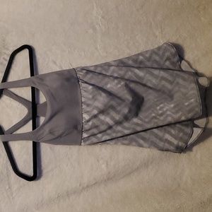 LULULEMON | Gray & White Athletic Tank Top Women's Size 4